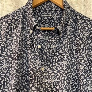 Abercrombie & Fitch White and Blue Casual Button Down Shirt